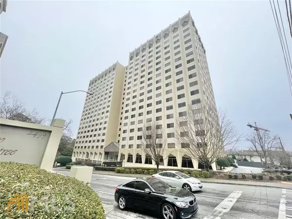 2479 Peachtree, Atlanta, GA 30309