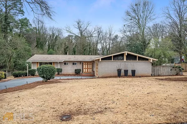 496 Safari, Stone Mountain, GA 30083