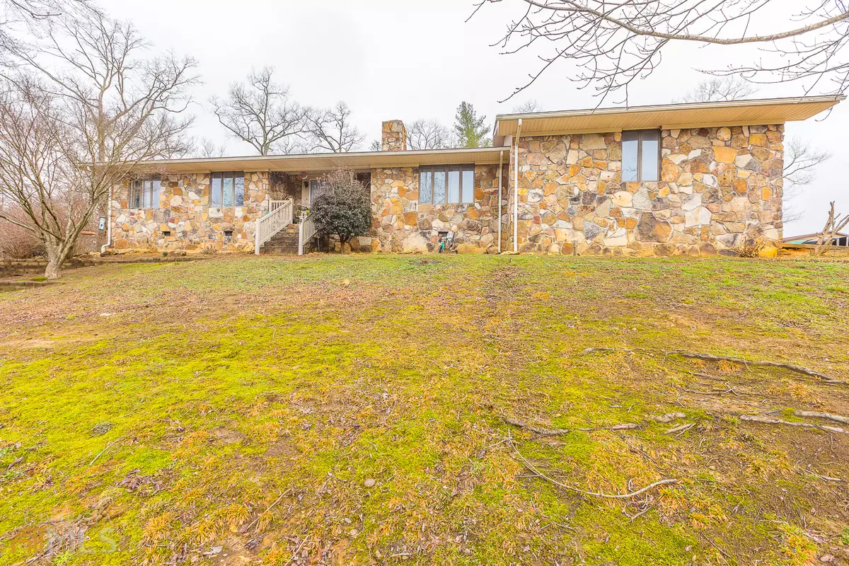 Chatsworth, GA 30705,1025 Sourwood LN