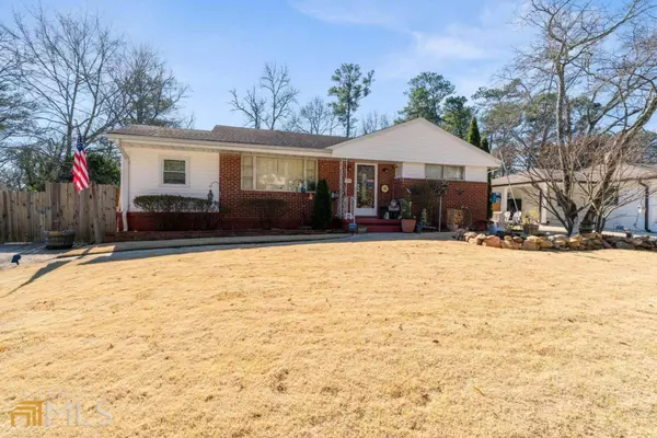 1096 Pinedale, Smyrna, GA 30080