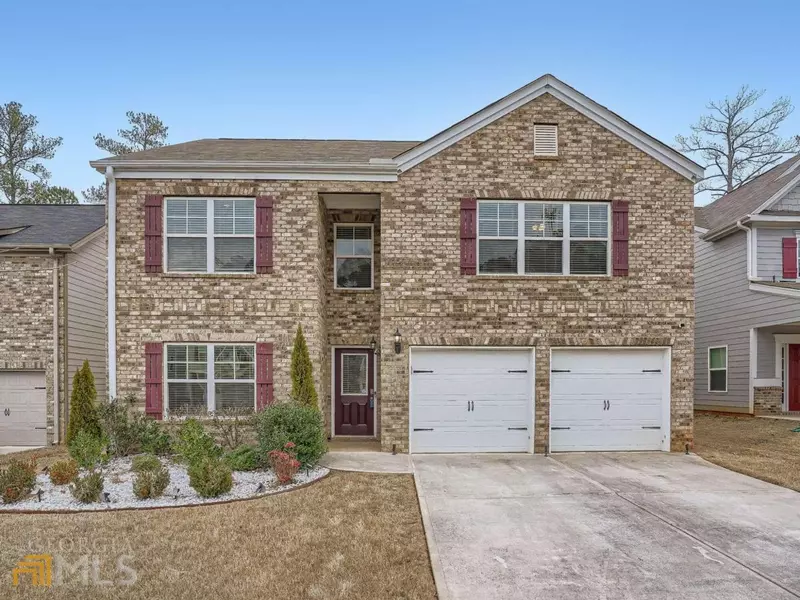 1015 Shadow Glen DR, Fairburn, GA 30213