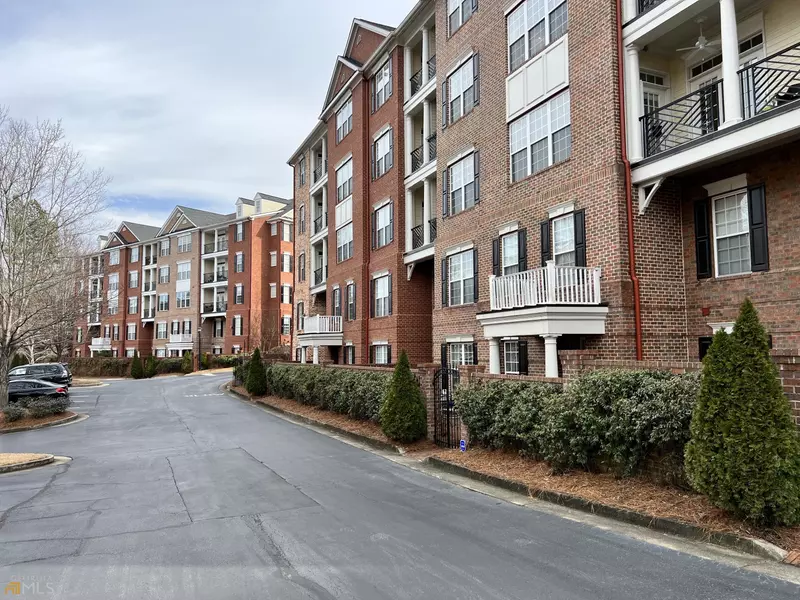 4810 Ivy Ridge DR SE #UNIT 102, Atlanta, GA 30339