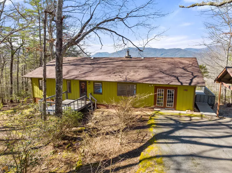 1165 Black Branch RD, Rabun Gap, GA 30568