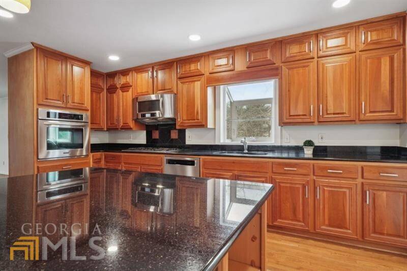 Dunwoody, GA 30338,4492 Orleans CT