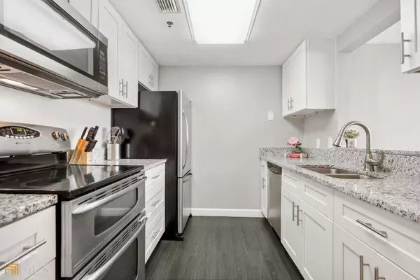 Atlanta, GA 30309,1280 W Peachtree ST NW #2511