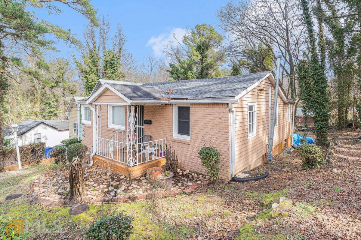 Atlanta, GA 30314,195 Holly RD NW