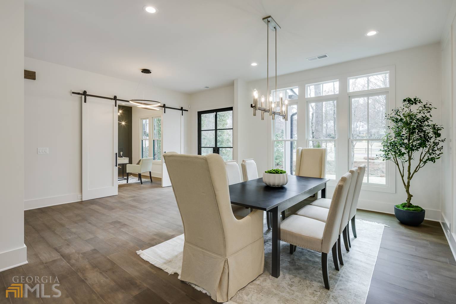 Dunwoody, GA 30338,5208 Hidden Branches LN