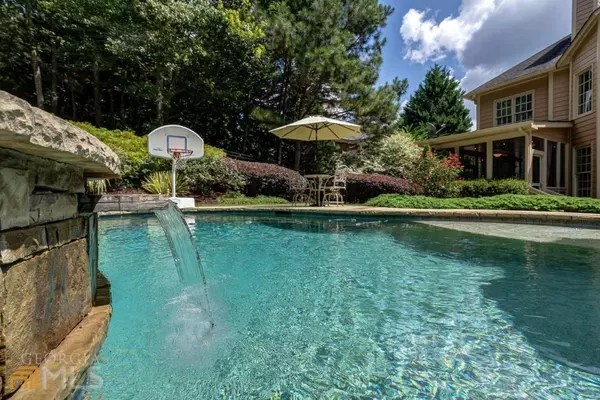 Suwanee, GA 30024,215 Woodcliff CT