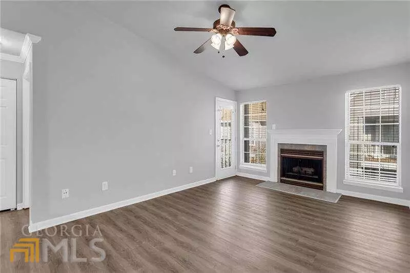 422 Granville CT, Sandy Springs, GA 30328