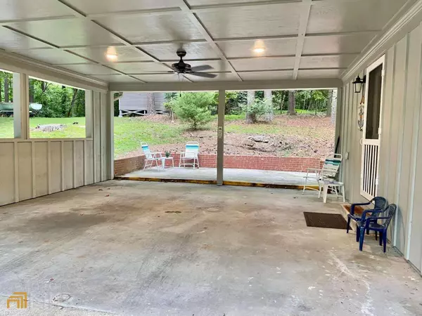 Buford, GA 30518,6005 Dolvin LN
