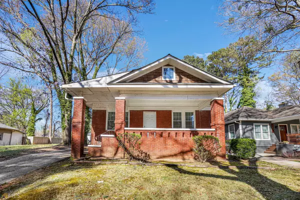 1545 Pineview, Atlanta, GA 30311