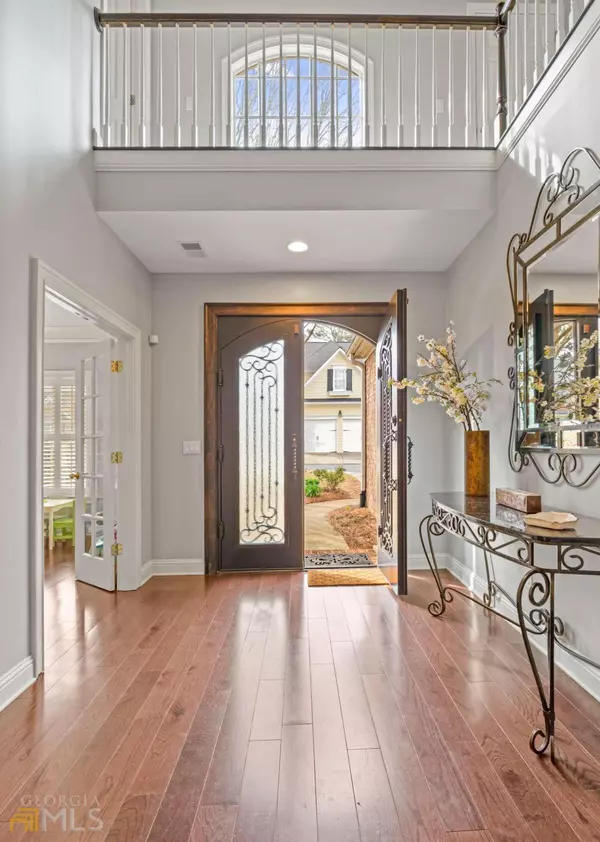 Sandy Springs, GA 30328,6410 Glen Oaks LN