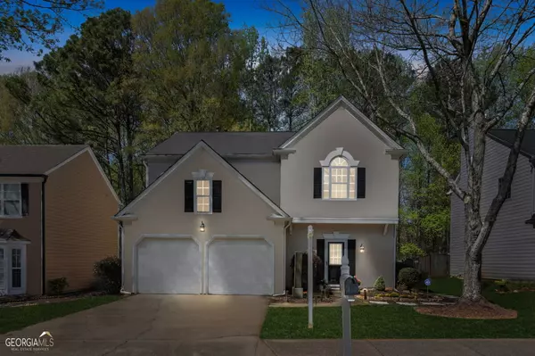 6010 Foxberry,  Roswell,  GA 30075