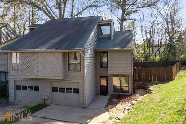 1000 Creatwood CIR SE, Smyrna, GA 30080