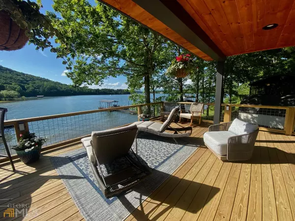 Hiawassee, GA 30546,485 Twin Oaks RD