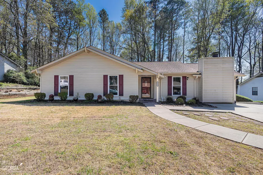 5899 Seam, Lithonia, GA 30058