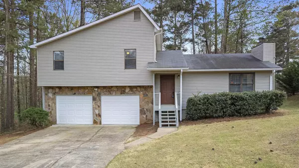 6635 Pine Knotch, Douglasville, GA 30135