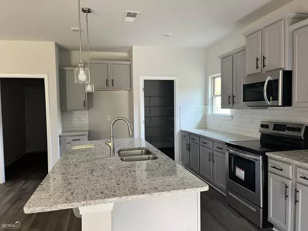 Griffin, GA 30223,1217 Hembree WAY #049