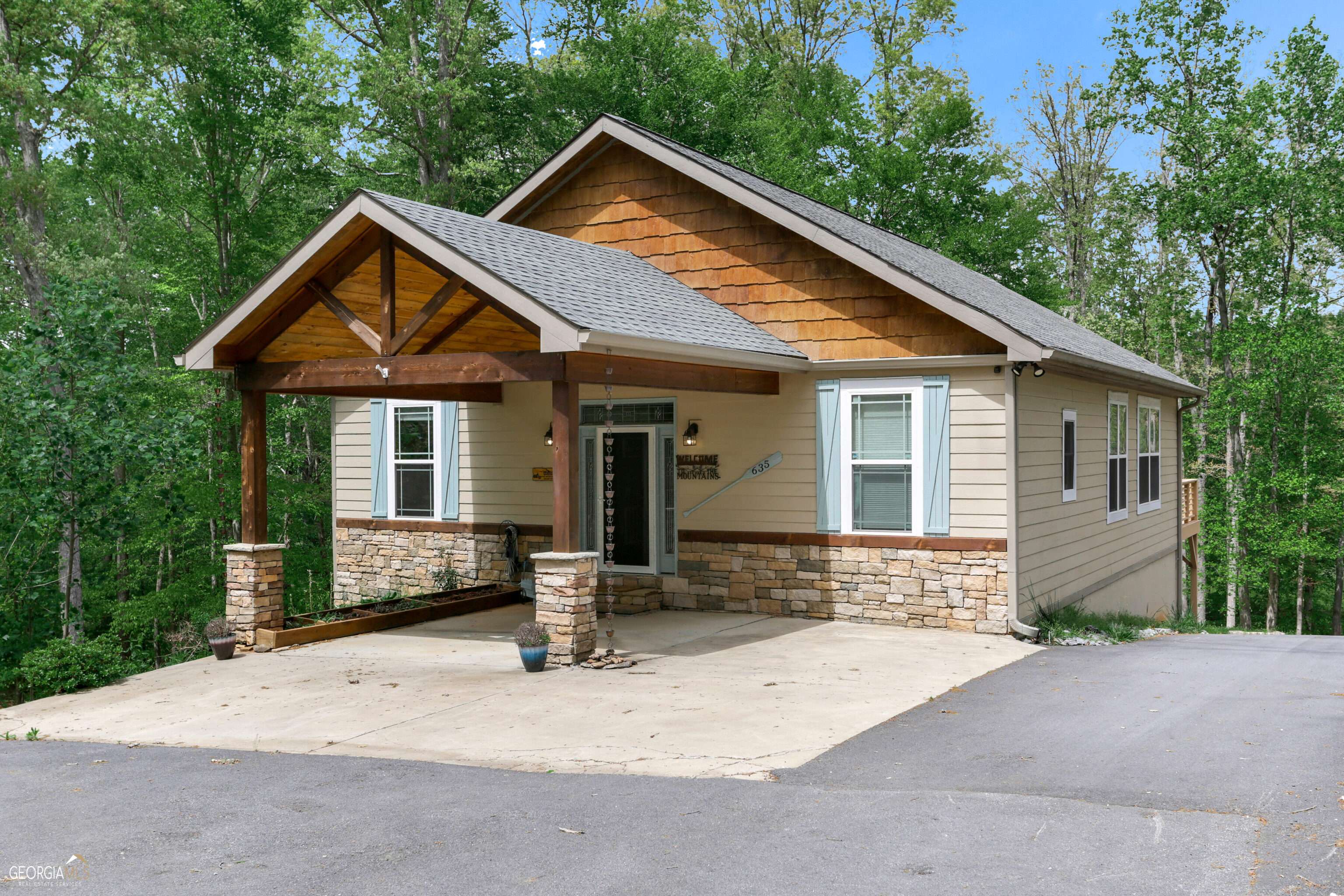 635 Mcclure DR #7,  Hayesville,  NC 28904