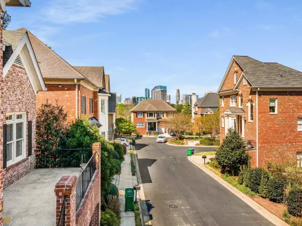 Brookhaven, GA 30319,1028 Fairway EST NE