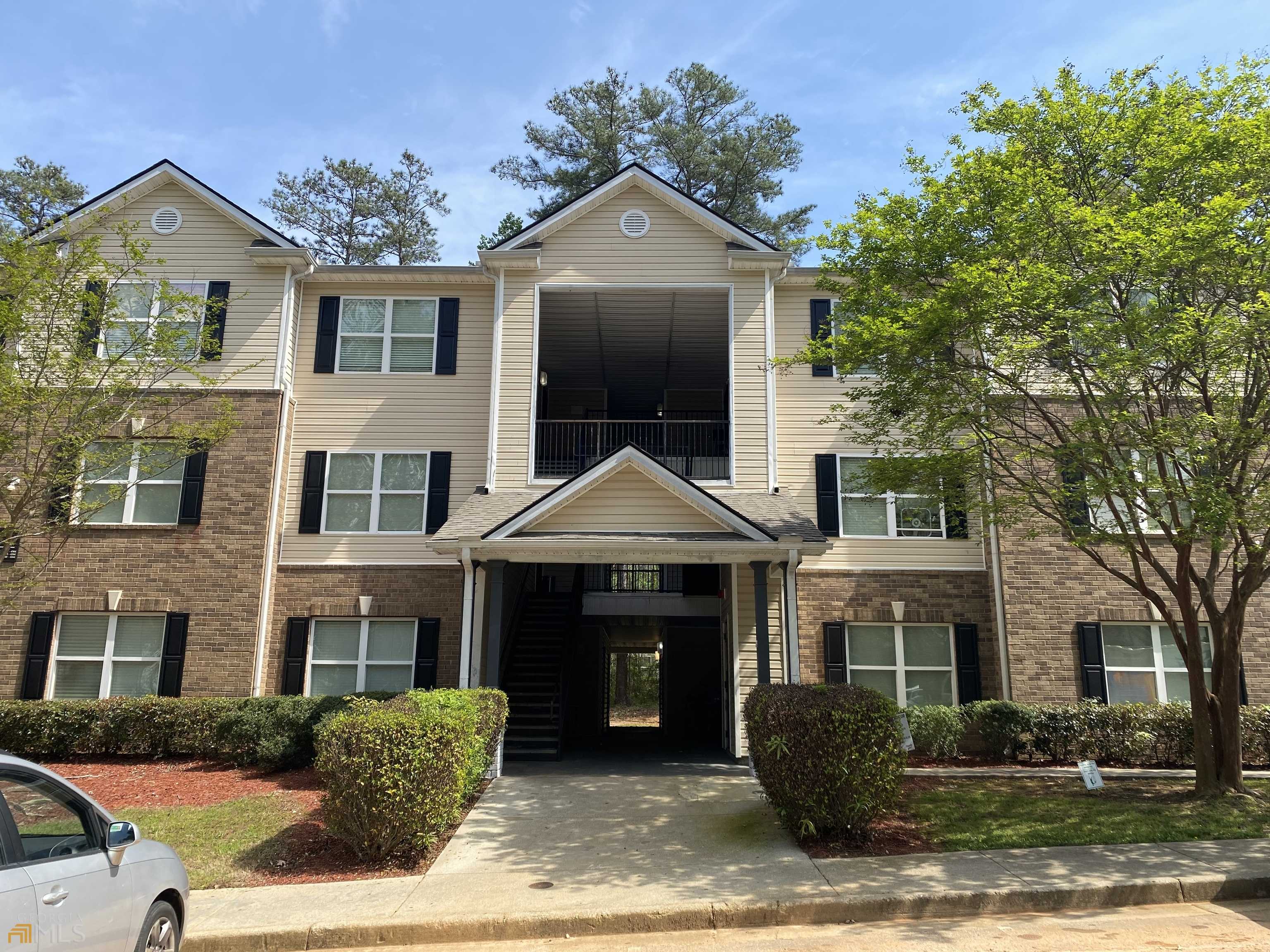 4201 Fairington Village DR, Lithonia, GA 30038