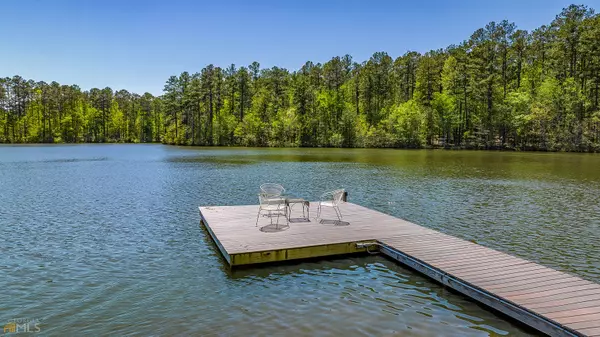 Newnan, GA 30263,421 Pierce Chapel RD