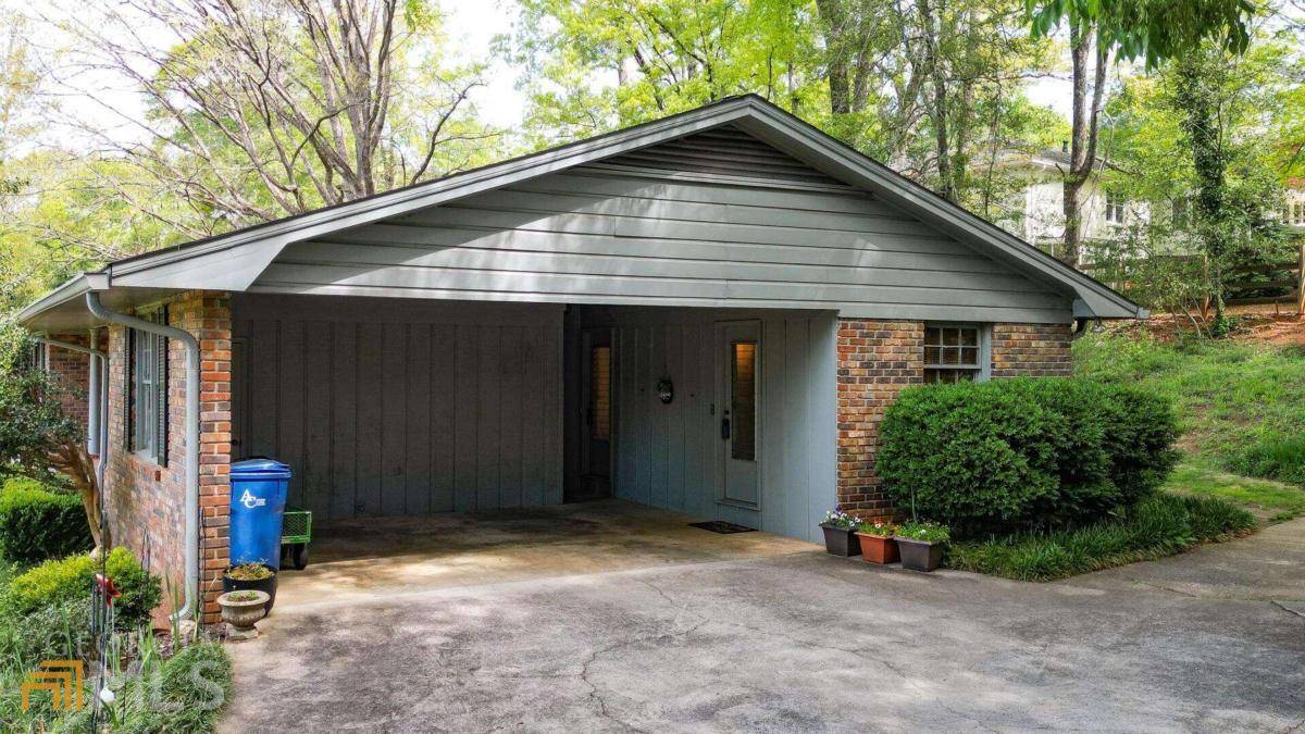 Athens, GA 30606,470 Riverhill DR