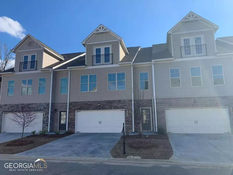 2010 Manor Pointe, Cumming, GA 30041