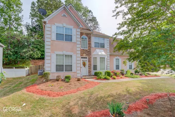 6909 Breeze DR, Stone Mountain, GA 30087