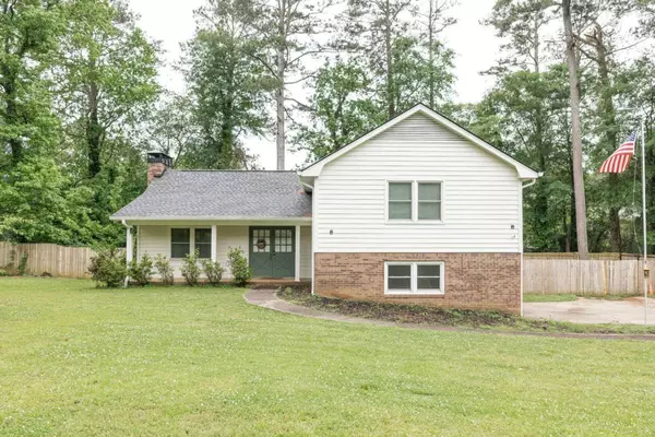 105 Ho-lynn TRL,  Carrollton,  GA 30117