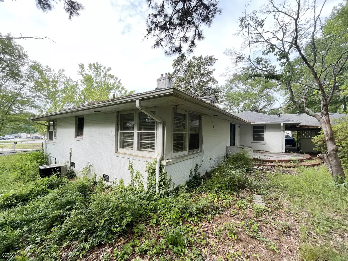 Winder, GA 30680,34 E Williams