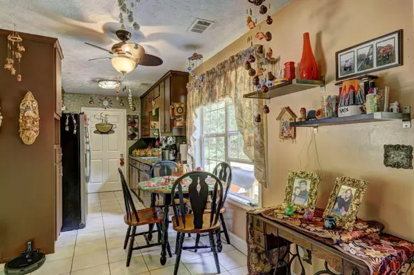 Flowery Branch, GA 30542,3877 Deaton RD
