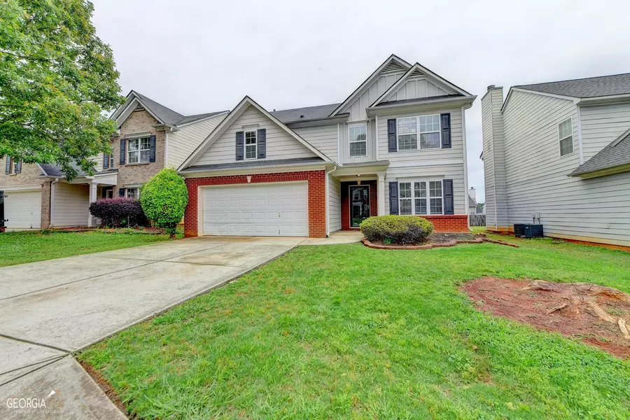 2124 Pine View, Ellenwood, GA 30294