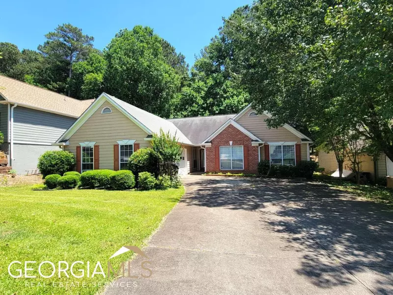 687 Loral Pines, Lawrenceville, GA 30044