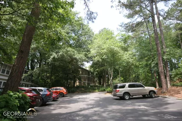 Sandy Springs, GA 30342,5141 Roswell