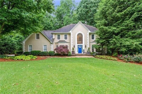 360 Saddlebrook, Roswell, GA 30075