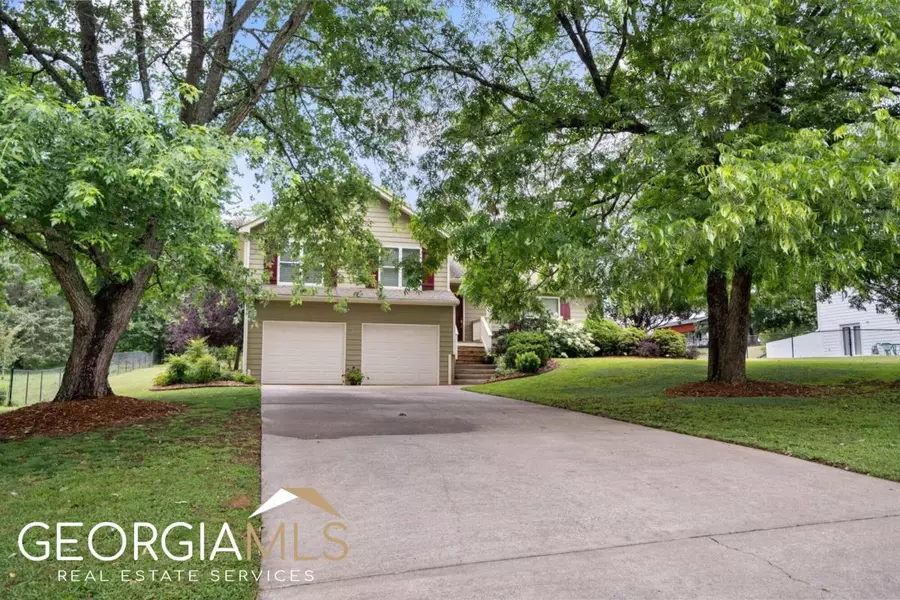 1840 Chadwick DR, Cumming, GA 30028