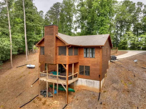 Ellijay, GA 30540,200 Fleur LN #1684