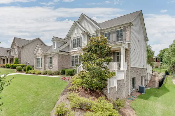 Flowery Branch, GA 30542,6522 Lemon Grass