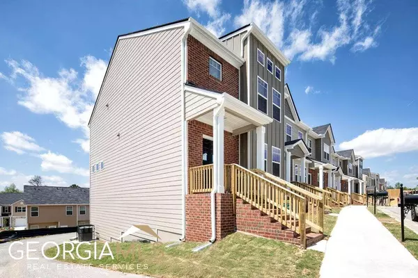 1265 Cade's WALK #28, Lawrenceville, GA 30045