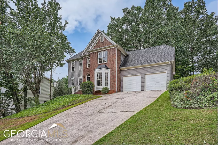 4820 Westbury LN, Suwanee, GA 30024