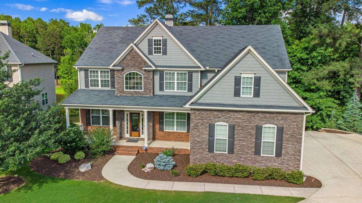 502 Lakeview CT, Woodstock, GA 30188