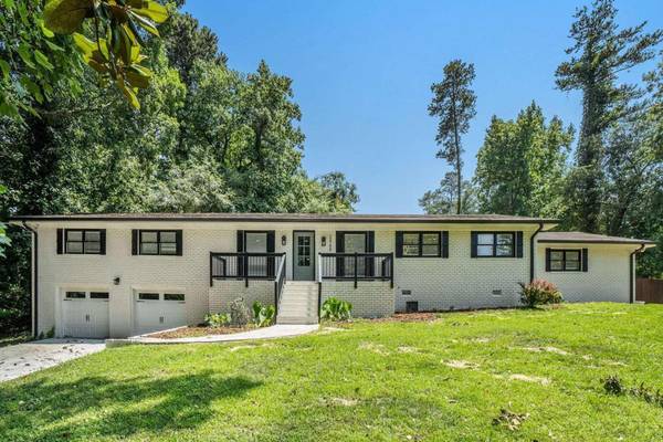 2568 Holly LN,  Marietta,  GA 30062