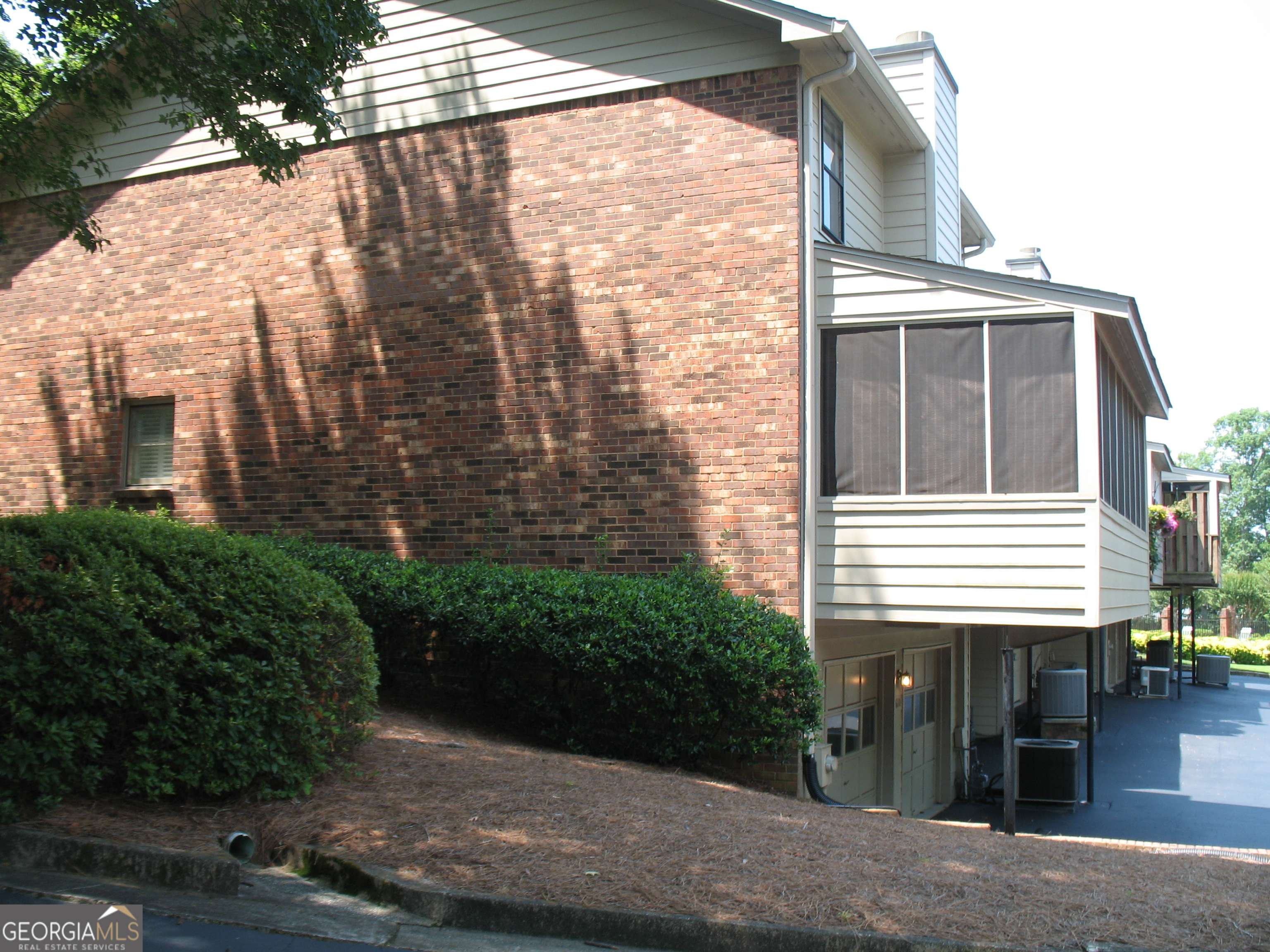 Peachtree Corners, GA 30092,6110 Windsor Trace DR