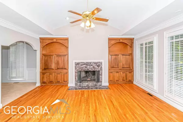 Dunwoody, GA 30338,1428 Valley View