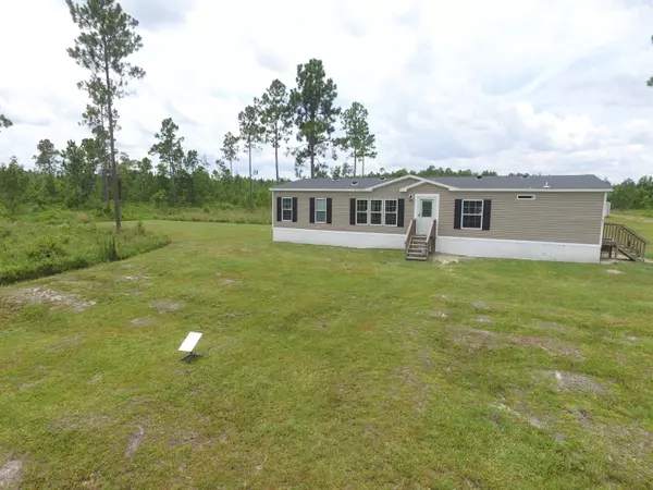 5831 Old Moniac, St. George, GA 31562