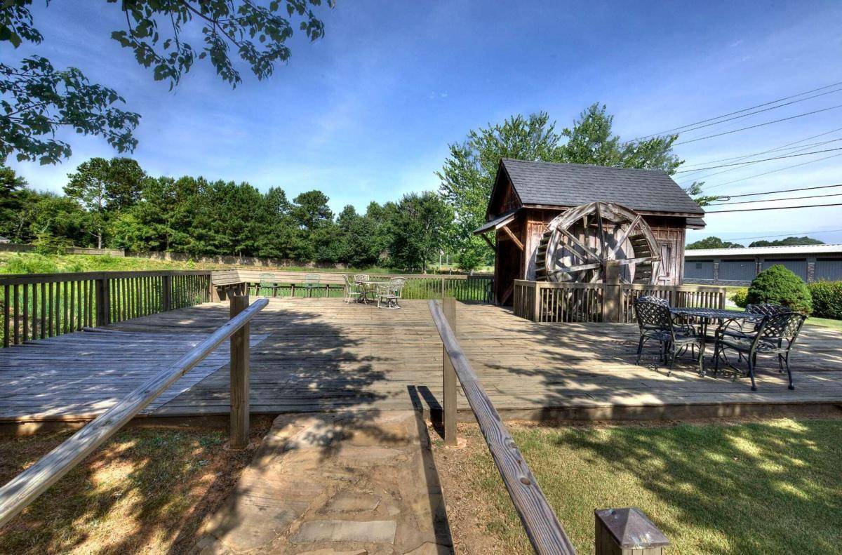 Cartersville, GA 30120,150 Old Mill RD #207