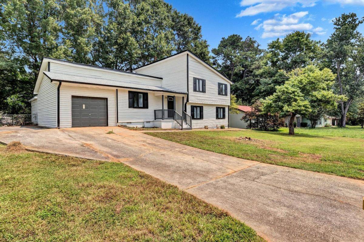 Jonesboro, GA 30238,287 River Chase DR