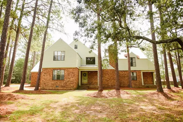 276 McDilda DR, Lyons, GA 30436