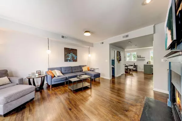 Atlanta, GA 30318,401 10th ST NW #D216